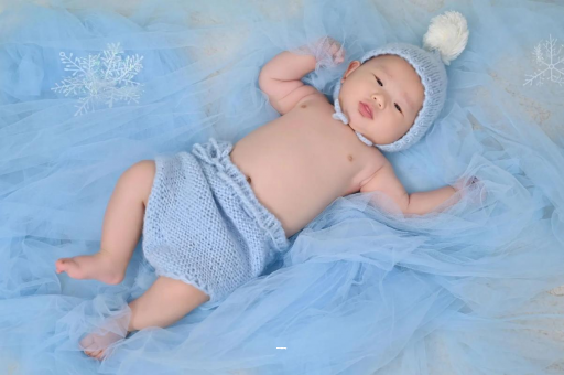 射阳宝宝几个月可以吃饭