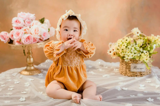 射阳宝宝几岁可以喝纯牛奶 射阳宝宝几岁可以喝纯牛奶